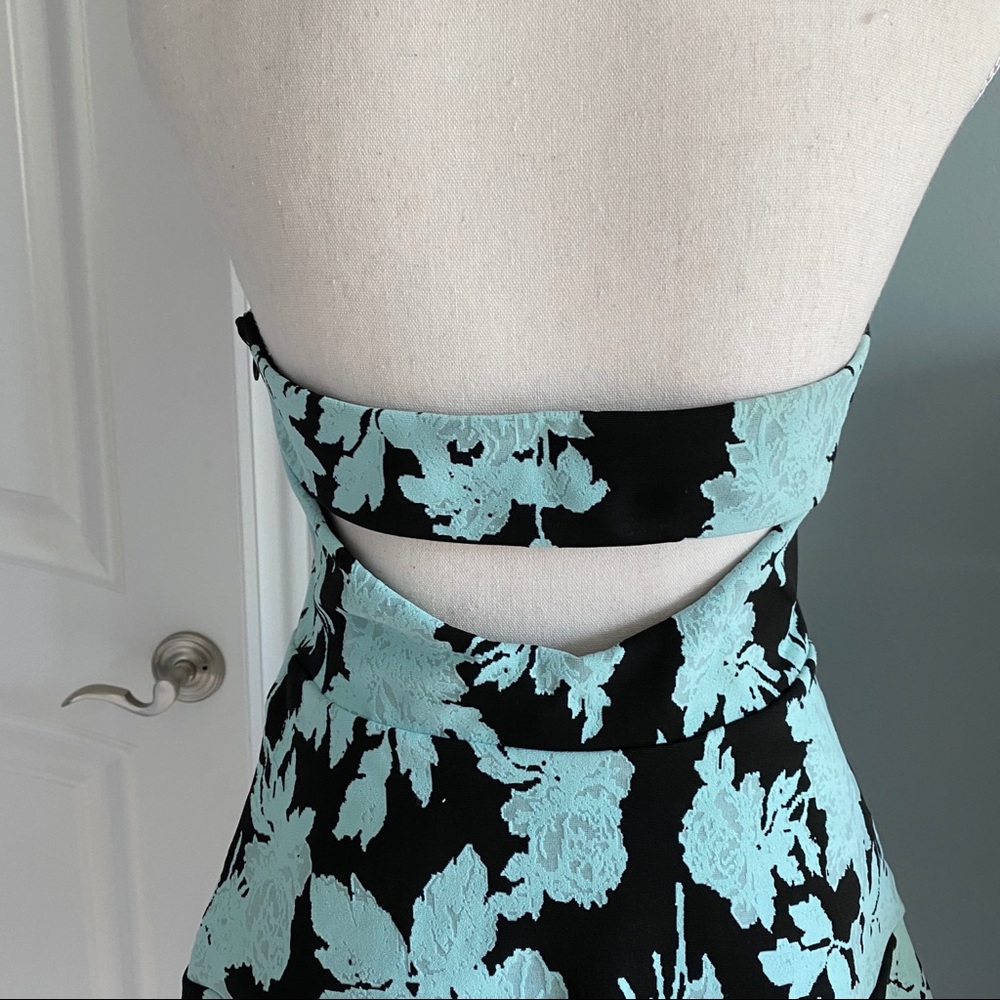 Parker “Leona” Scuba High Neck Dress - Picture 4 of 7